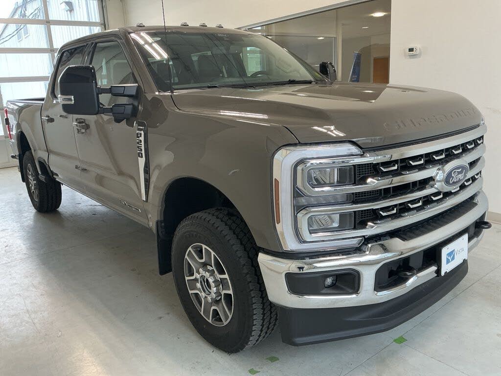2026 Ford F-250 Super Duty Lariat Crew Cab 4WD