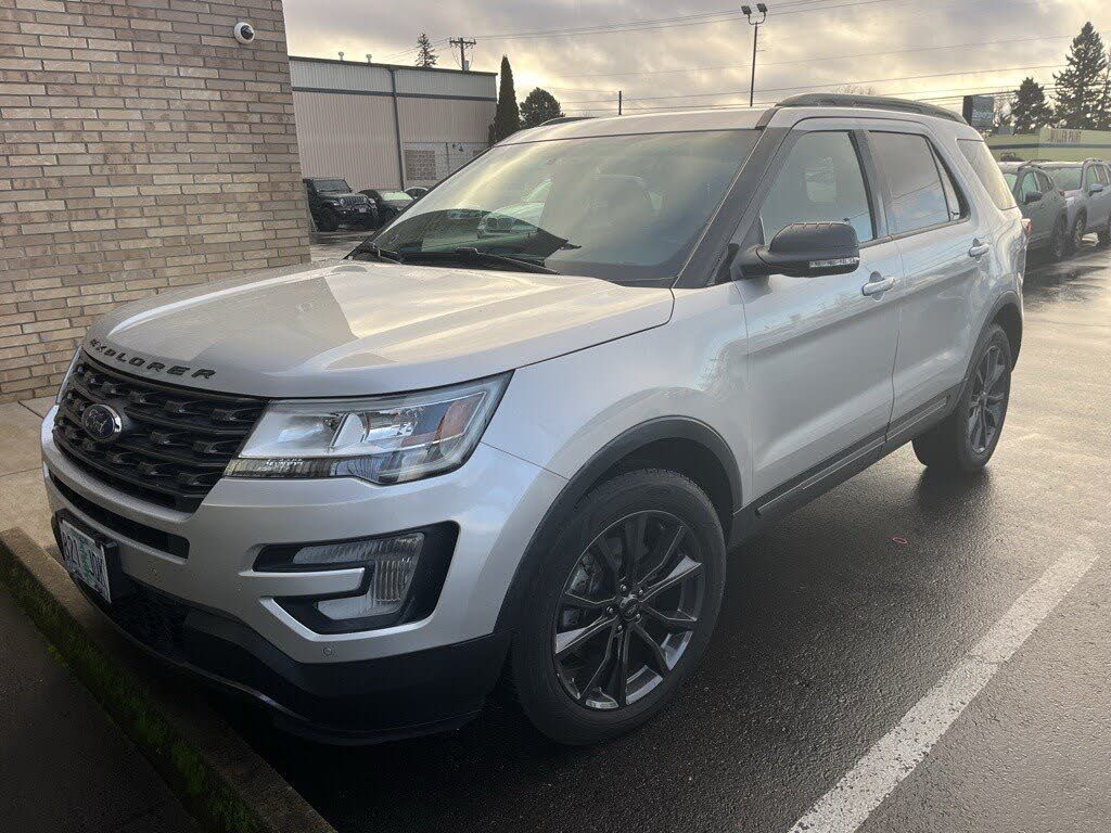 2017 Ford Explorer XLT AWD