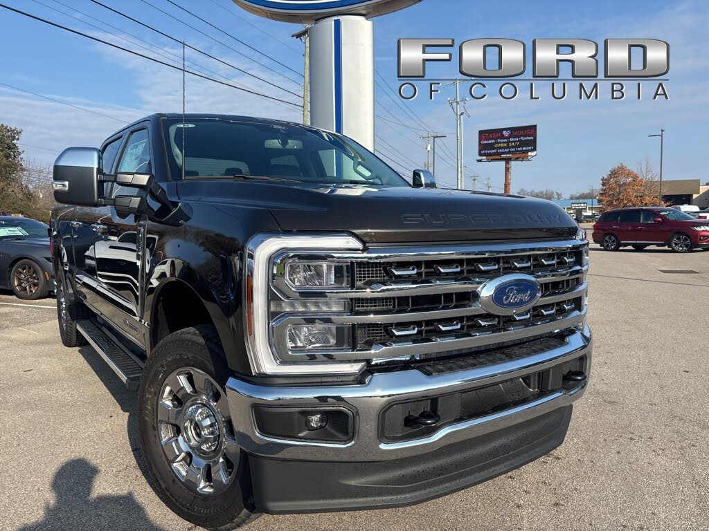 2025 Ford F-250 Super Duty Lariat Crew Cab 4WD