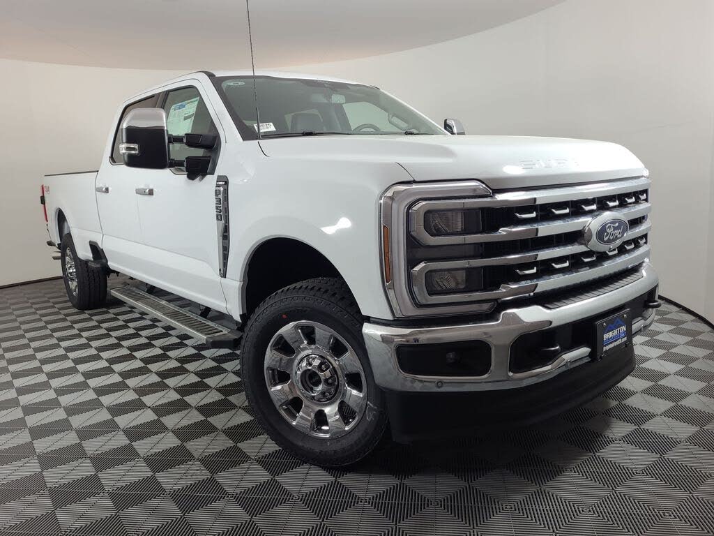 2026 Ford F-350 Super Duty Lariat Crew Cab 4WD