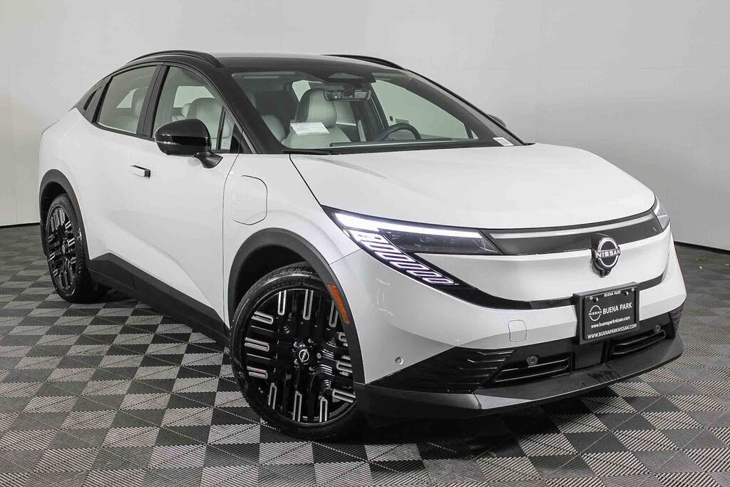 2026 Nissan LEAF Platinum+ FWD