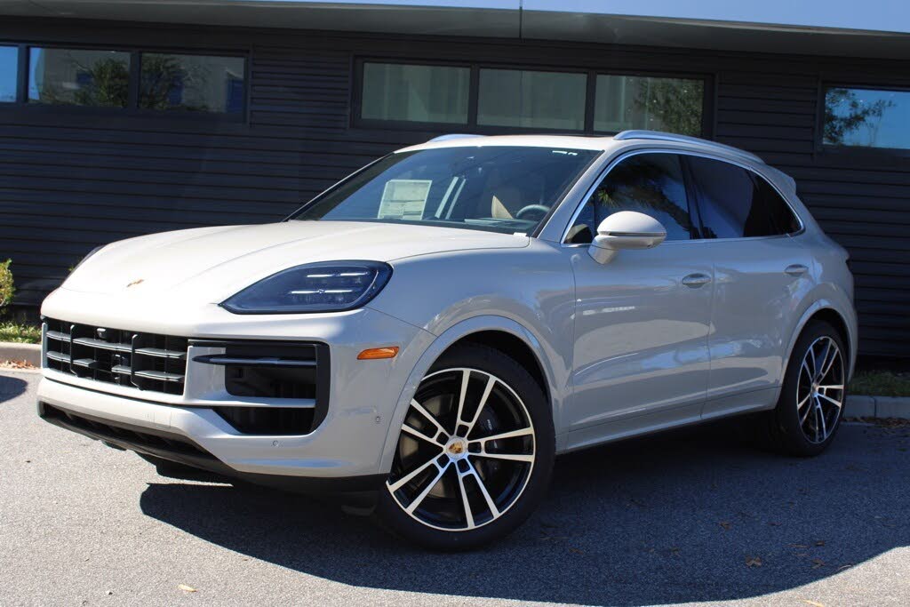 2026 Porsche Cayenne AWD