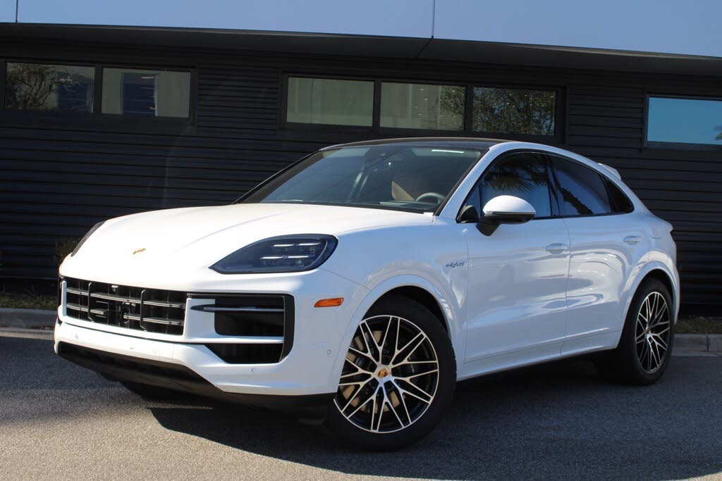 2026 Porsche Cayenne Coupe AWD
