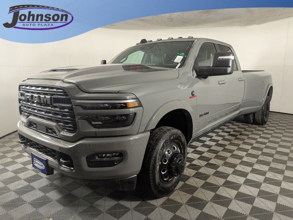 2026 RAM 3500 Limited Crew Cab LB DRW 4WD