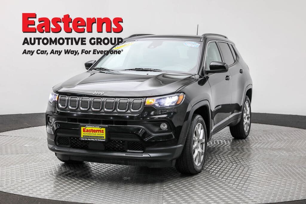 2022 Jeep Compass Latitude Lux 4WD