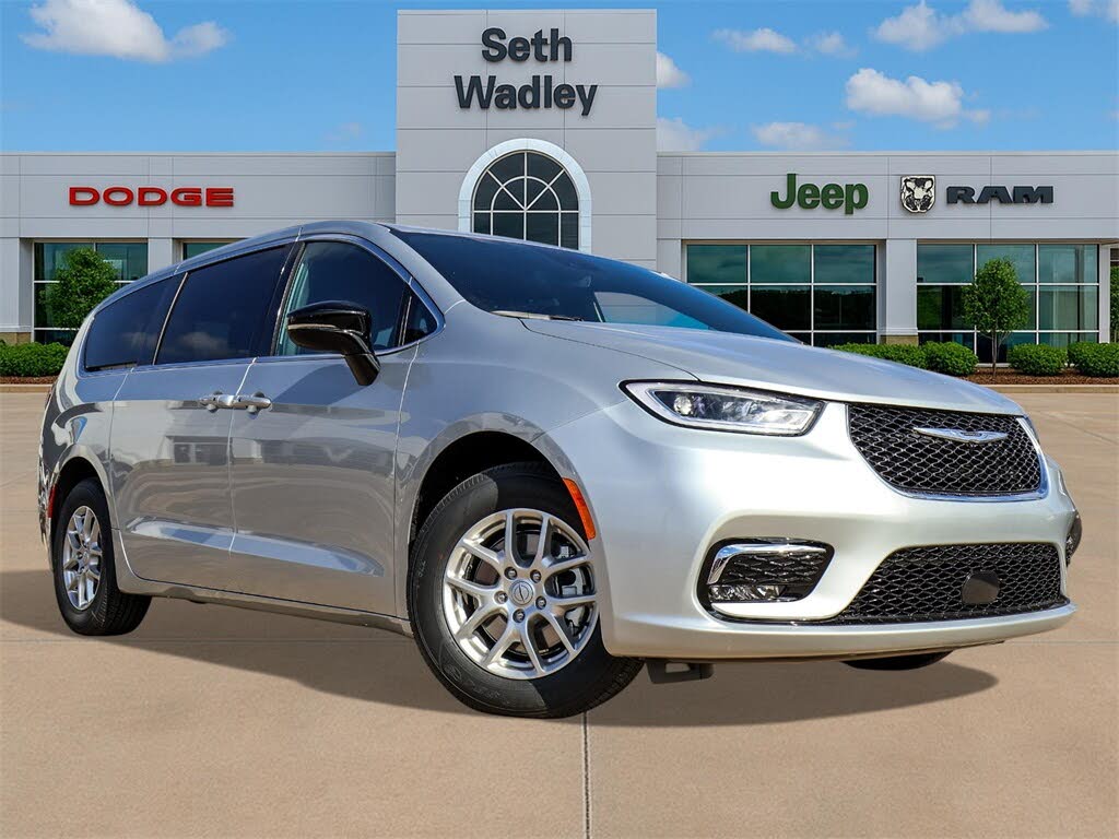 2026 Chrysler Pacifica Select FWD