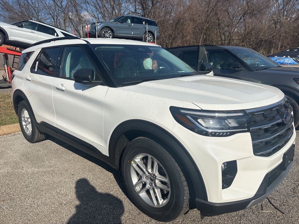 2026 Ford Explorer Active RWD