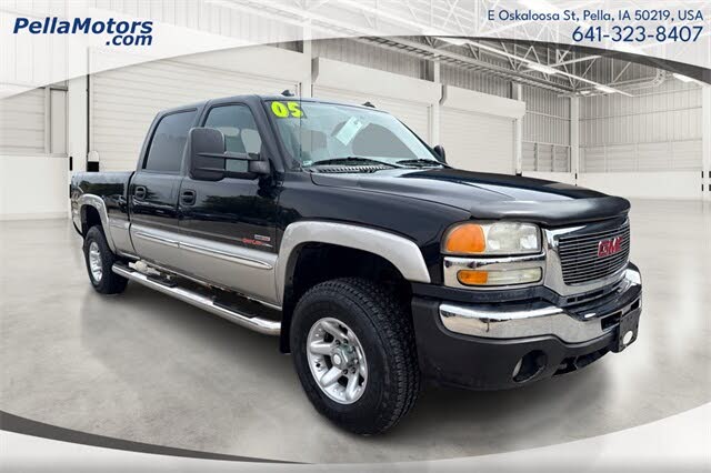 2005 GMC Sierra 2500HD 4 Dr SLT 4WD Crew Cab SB HD