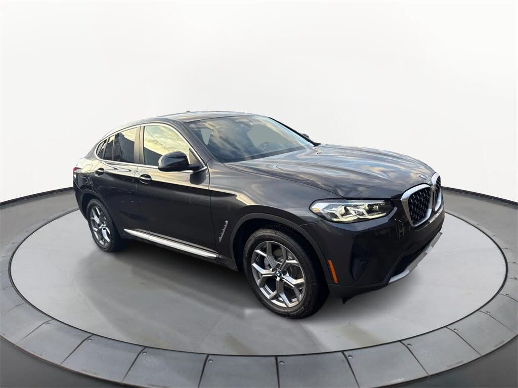 2025 BMW X4 xDrive30i