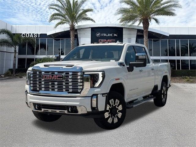 2025 GMC Sierra 2500HD Denali Crew Cab 4WD