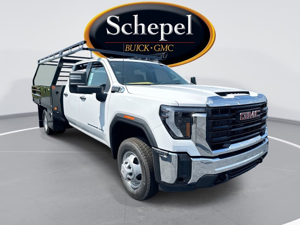2025 GMC Sierra 3500HD Chassis Pro Crew Cab 4WD