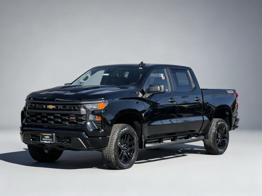 2026 Chevrolet Silverado 1500 Custom Trail Boss Crew Cab 4WD