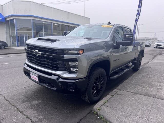 2026 Chevrolet Silverado 2500HD Custom Crew Cab 4WD