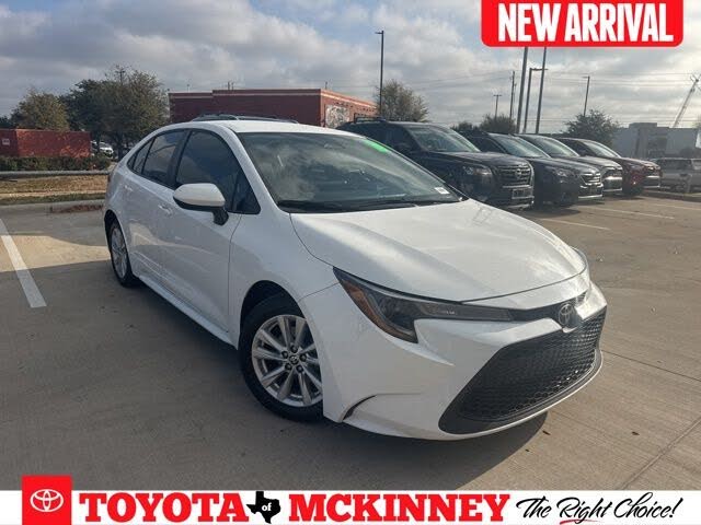 2025 Toyota Corolla LE FWD