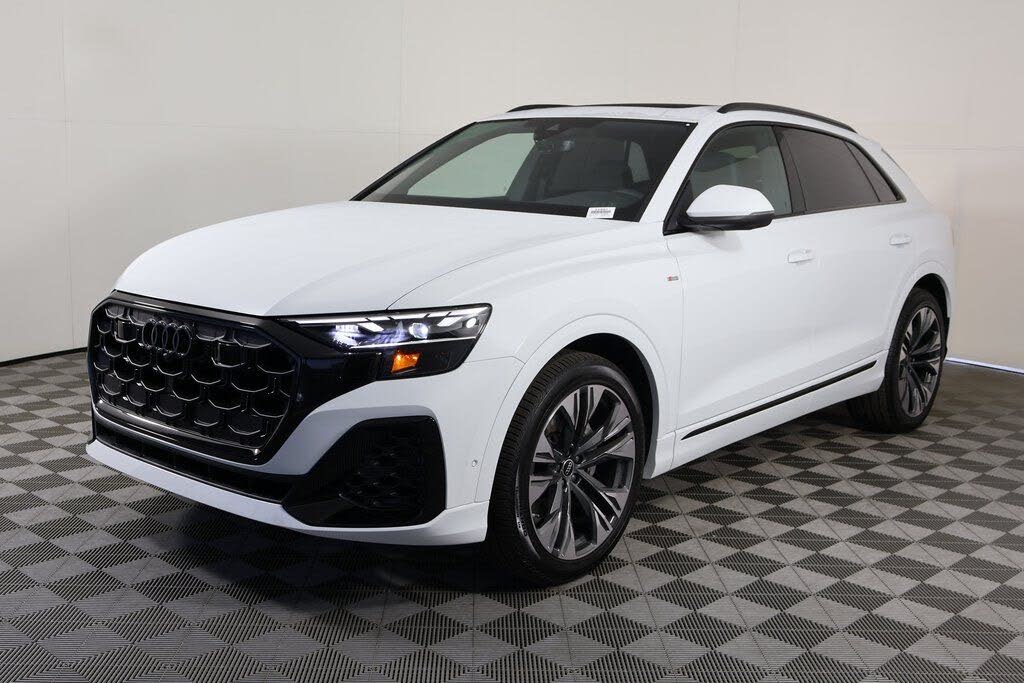 2026 Audi Q8 quattro Premium Plus 55 TFSI