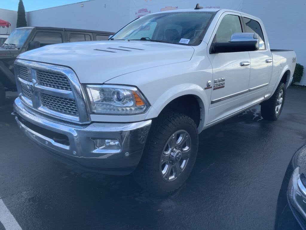 2017 RAM 2500 Laramie Crew Cab 4WD