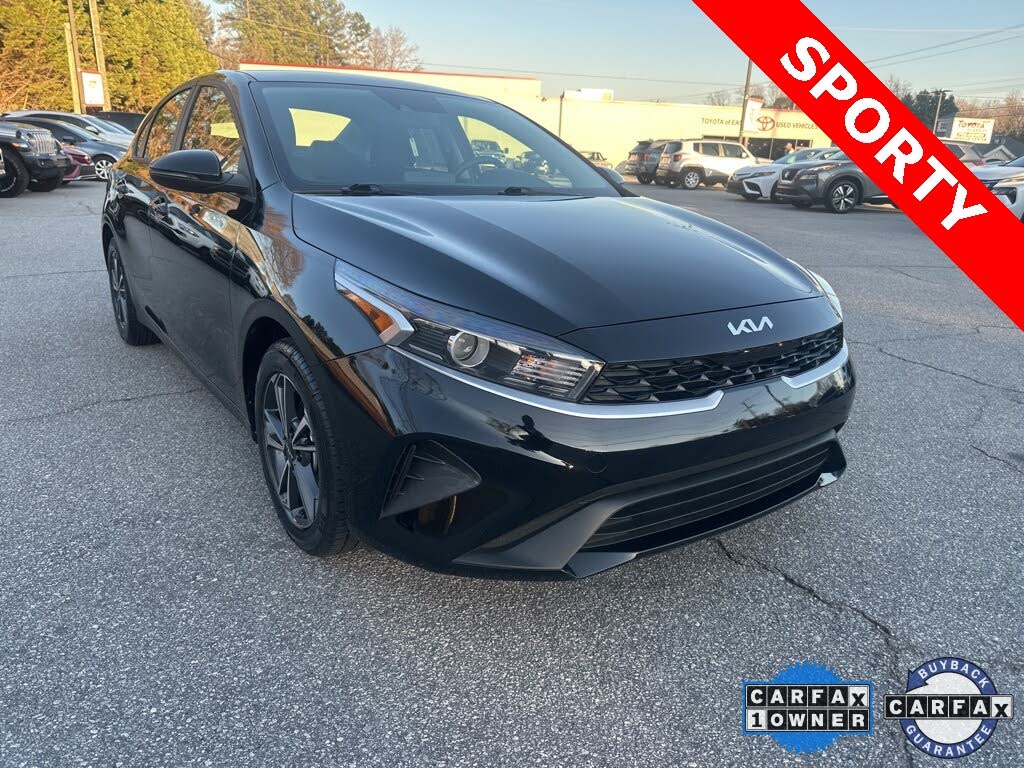 2024 Kia Forte LXS FWD