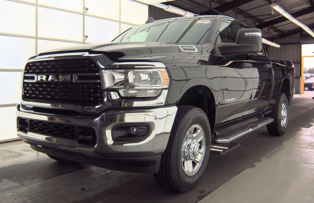 2024 RAM 2500 Big Horn Crew Cab 4WD