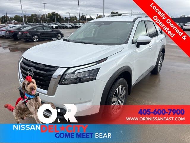 2025 Nissan Pathfinder SL FWD