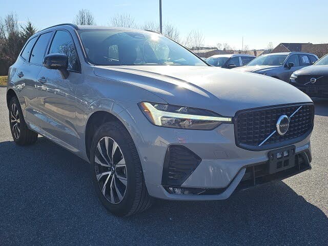 2025 Volvo XC60 B5 Plus Dark Theme AWD