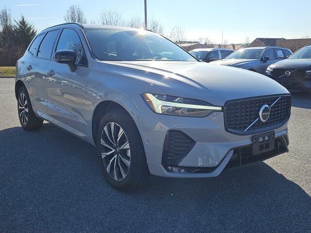 2025 Volvo XC60 B5 Plus Dark Theme AWD