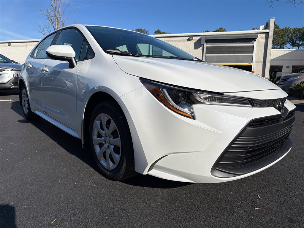 2026 Toyota Corolla LE FWD