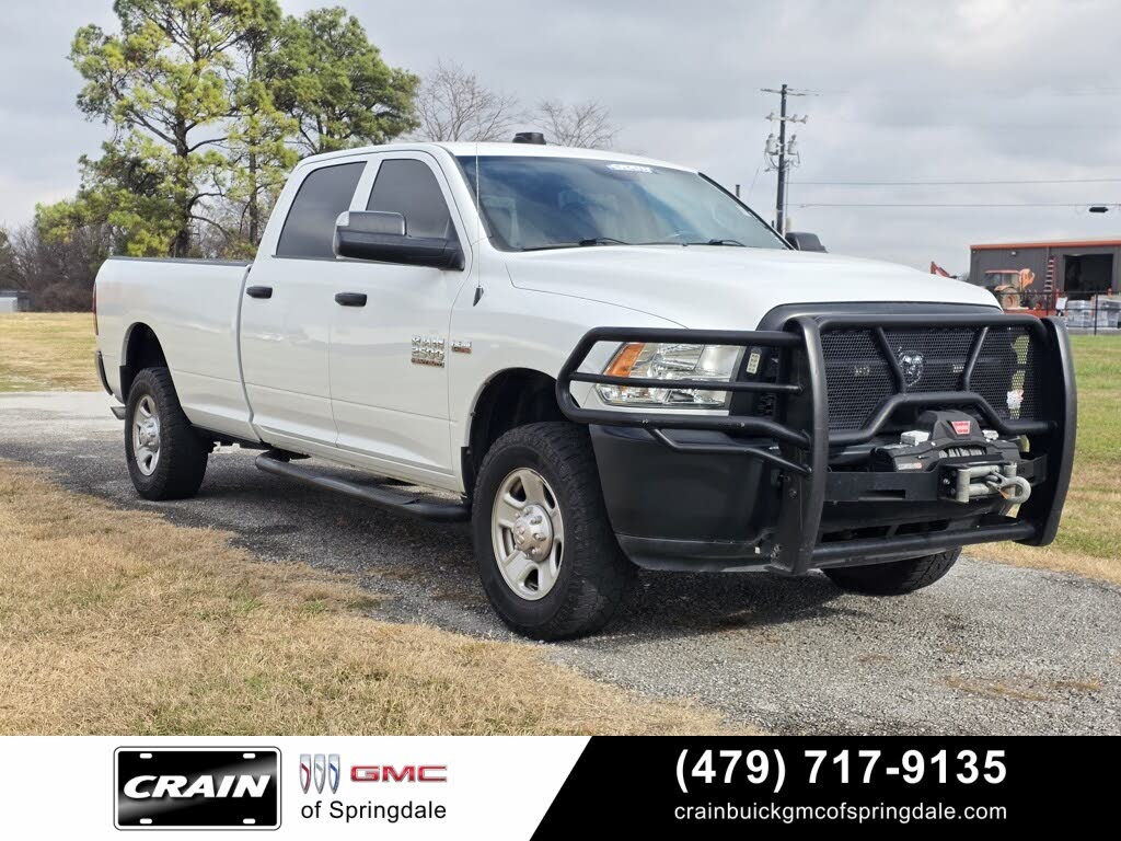 2017 RAM 2500 Tradesman Crew Cab LB 4WD