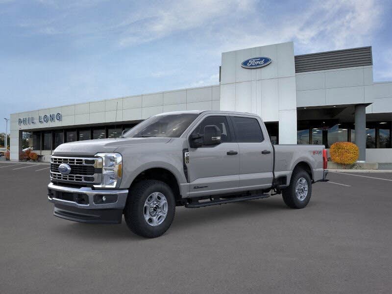 2026 Ford F-250 Super Duty XLT Crew Cab 4WD
