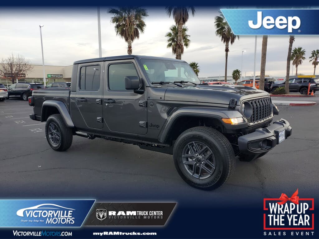 2026 Jeep Gladiator Sport S Crew Cab 4WD