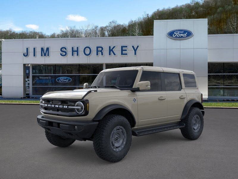 2025 Ford Bronco Outer Banks 4-Door 4WD