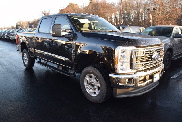 2026 Ford F-250 Super Duty XLT Crew Cab 4WD