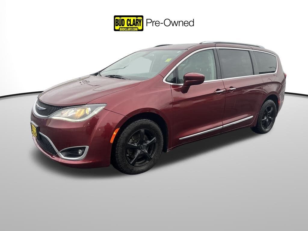 2017 Chrysler Pacifica Touring L Plus FWD