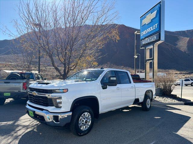 2024 Chevrolet Silverado 2500HD LT Crew Cab 4WD
