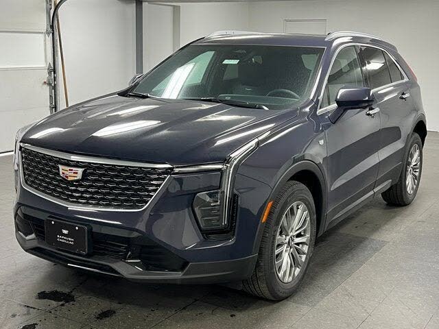 2025 Cadillac XT4 Premium Luxury AWD