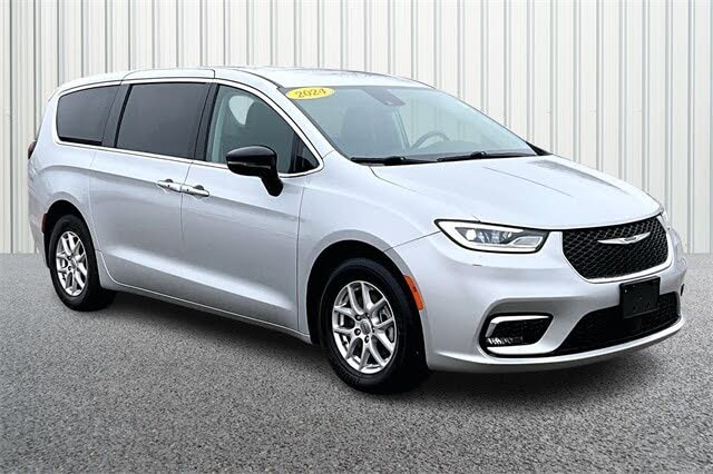 2024 Chrysler Pacifica Touring L FWD