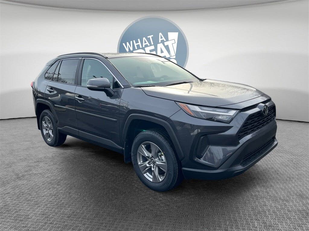 2025 Toyota RAV4 XLE AWD