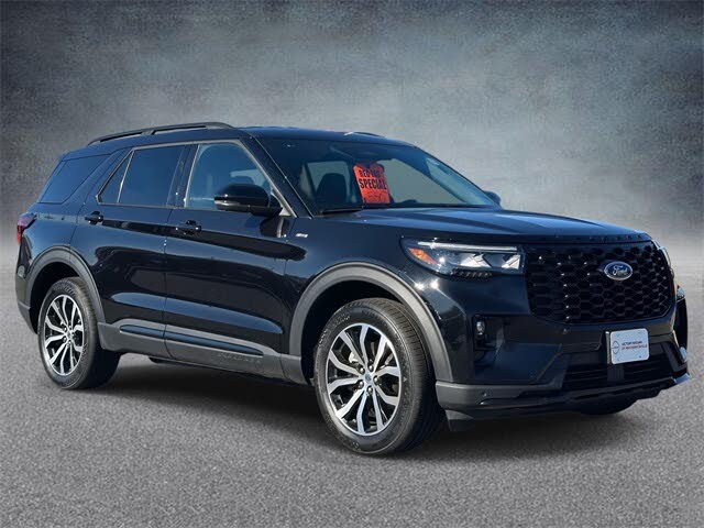2025 Ford Explorer ST-Line AWD