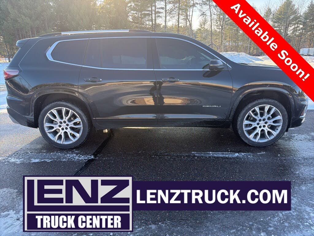 2025 GMC Acadia Denali AWD
