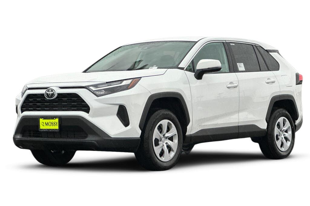 2025 Toyota RAV4 LE FWD