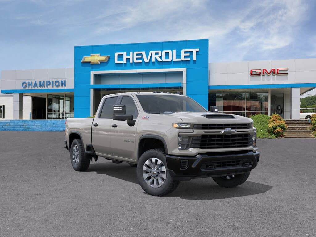 2026 Chevrolet Silverado 2500HD Custom Crew Cab 4WD