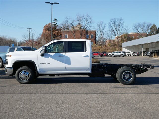 2026 Chevrolet Silverado 3500HD LT Crew Cab LB 4WD