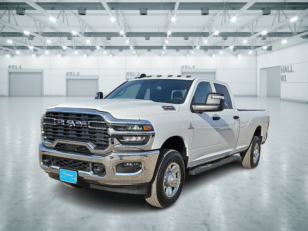 2026 RAM 2500 Tradesman Crew Cab LB 4WD