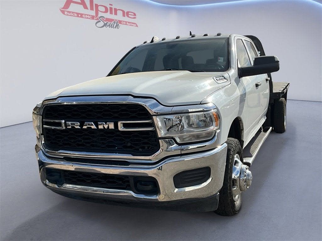 2019 RAM 3500 Chassis Tradesman Crew Cab DRW 4WD