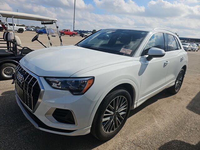 2021 Audi Q3 quattro Premium 40 TFSI