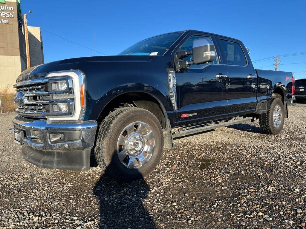 2023 Ford F-350 Super Duty Lariat Crew Cab 4WD
