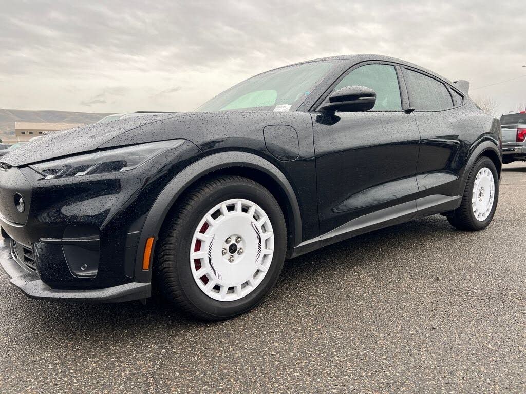 2025 Ford Mustang Mach-E GT AWD
