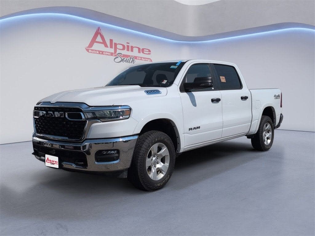 2025 RAM 1500 Lone Star Crew Cab 4WD