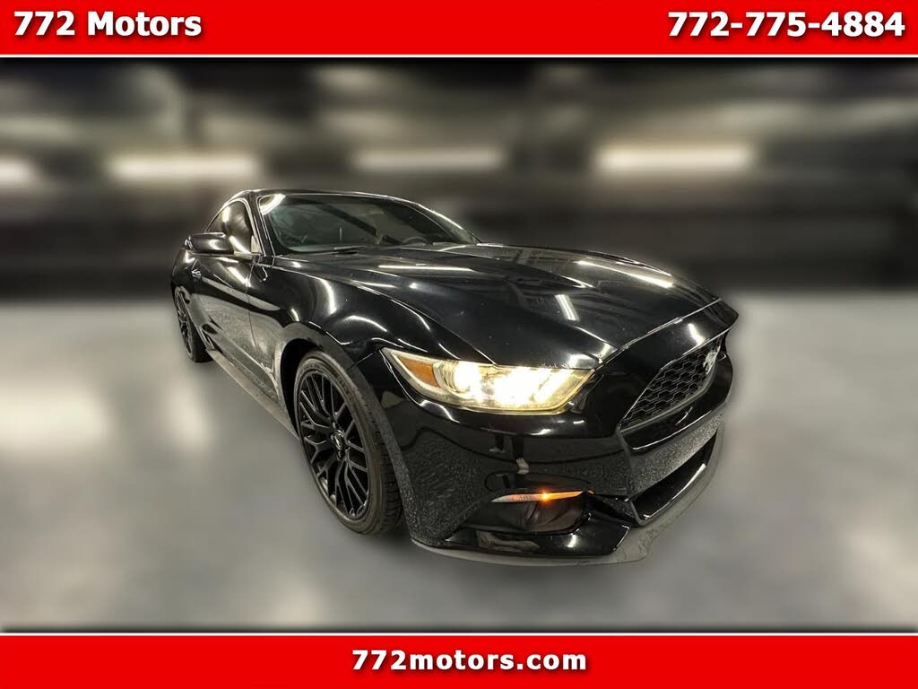 2017 Ford Mustang EcoBoost Coupe RWD