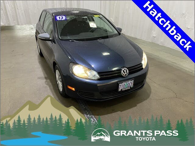 2013 Volkswagen Golf FWD 2dr