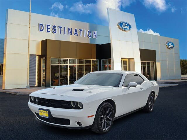 2020 Dodge Challenger SXT RWD